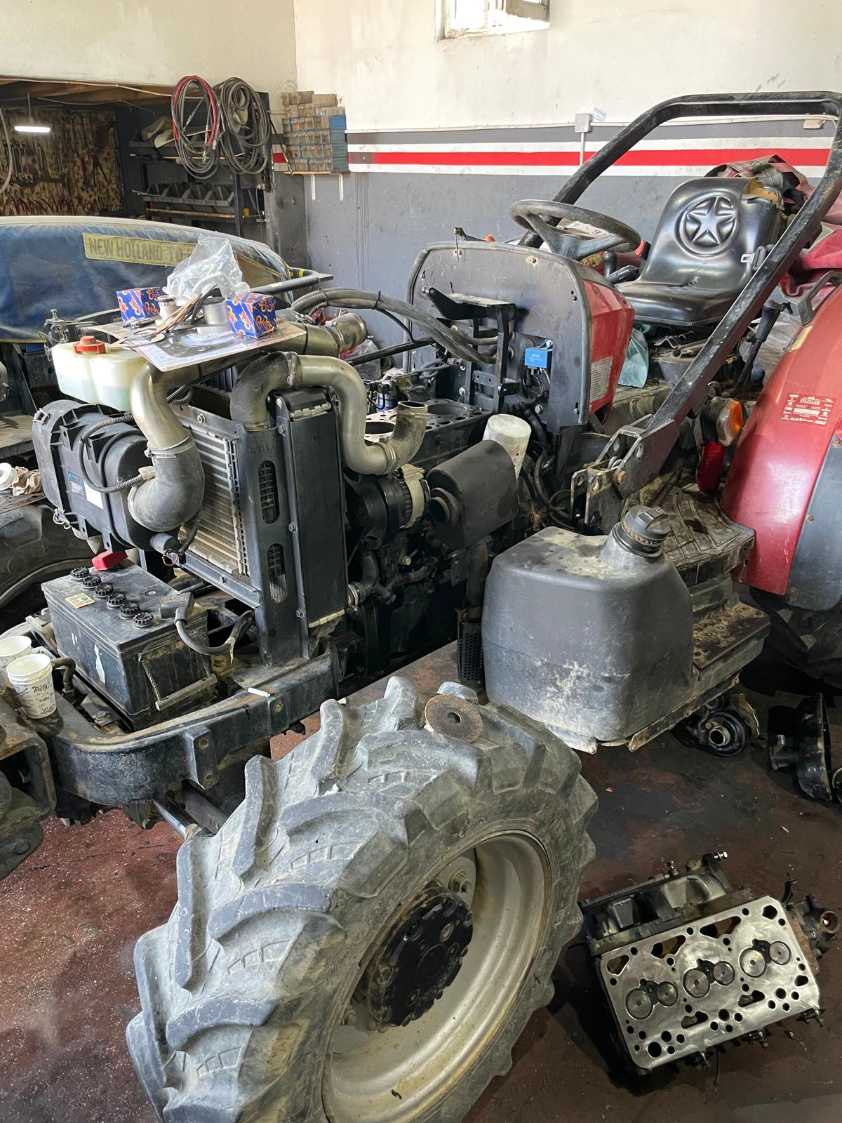 Ayar Traktör Oto Tamir 